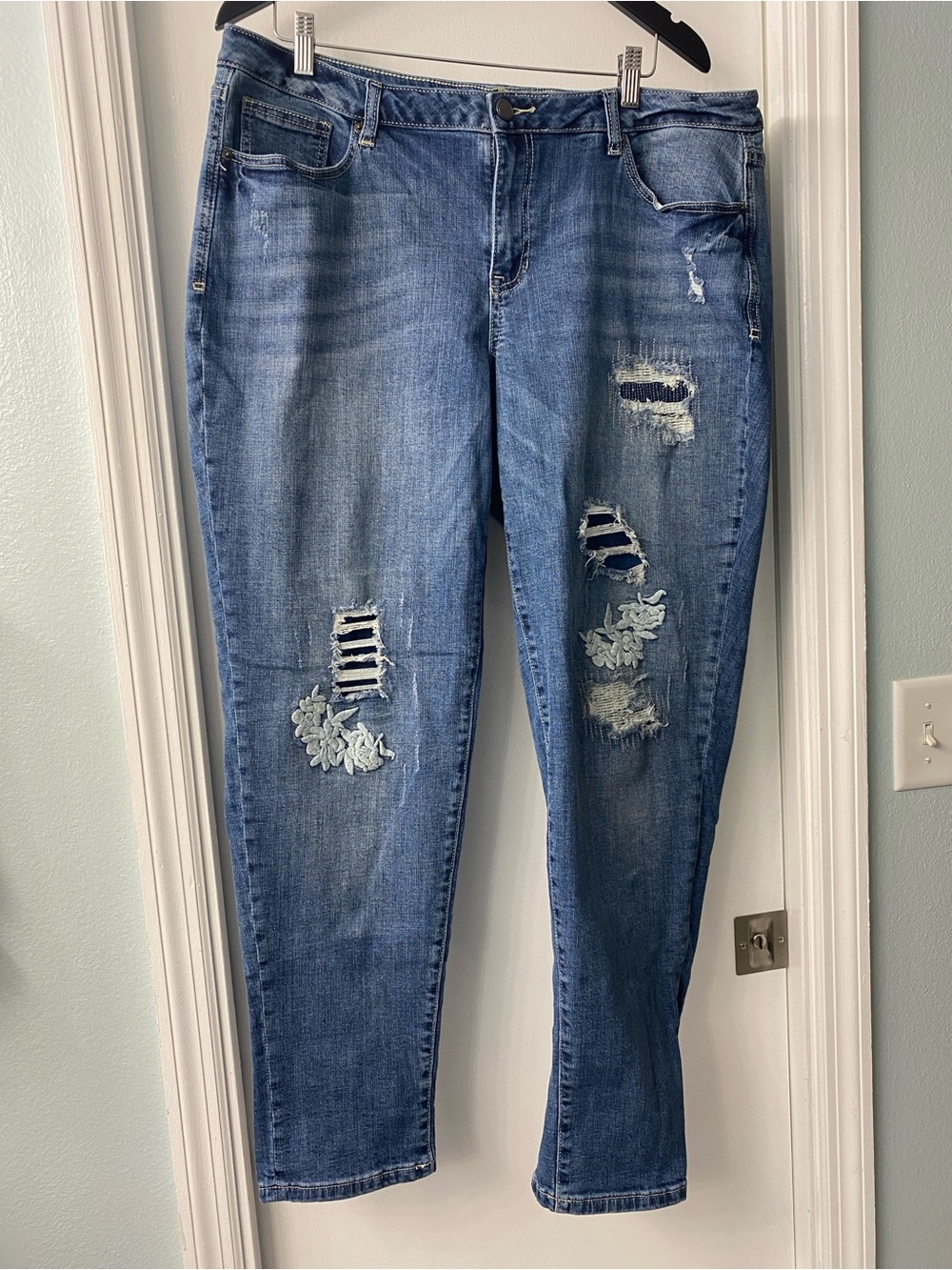 Lane Bryant Blue Distressed Capri Jeans with Embroidered Floral Design